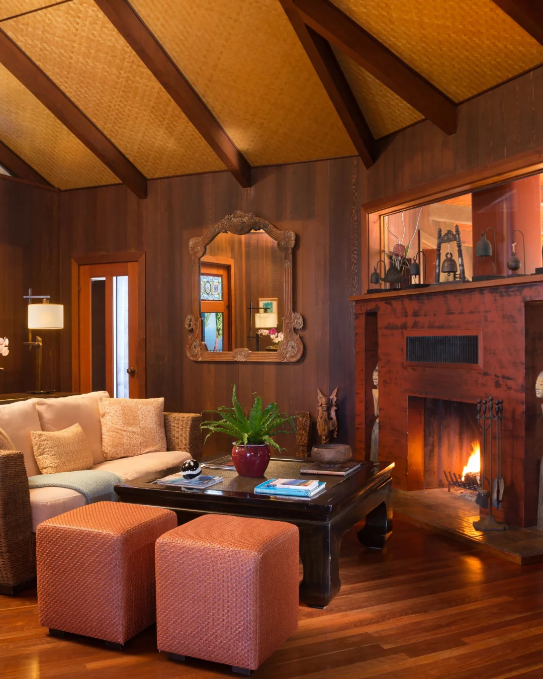 Holualoa Inn, design detail or communal space