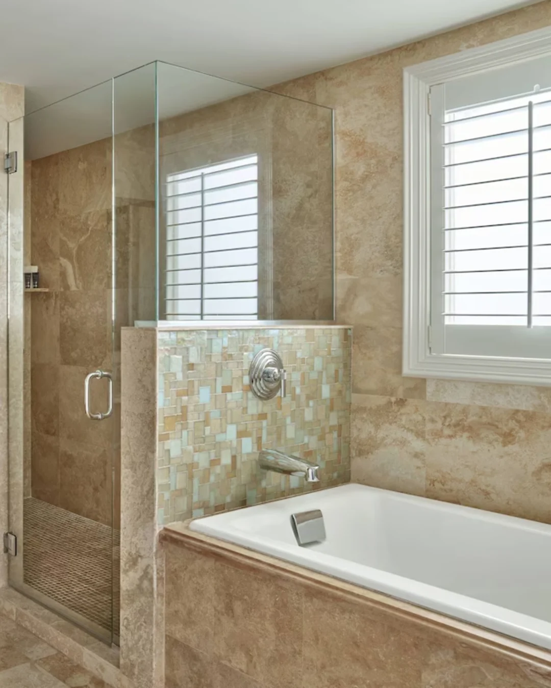 The Ritz-Carlton Maui, Kapalua, bathroom or bath