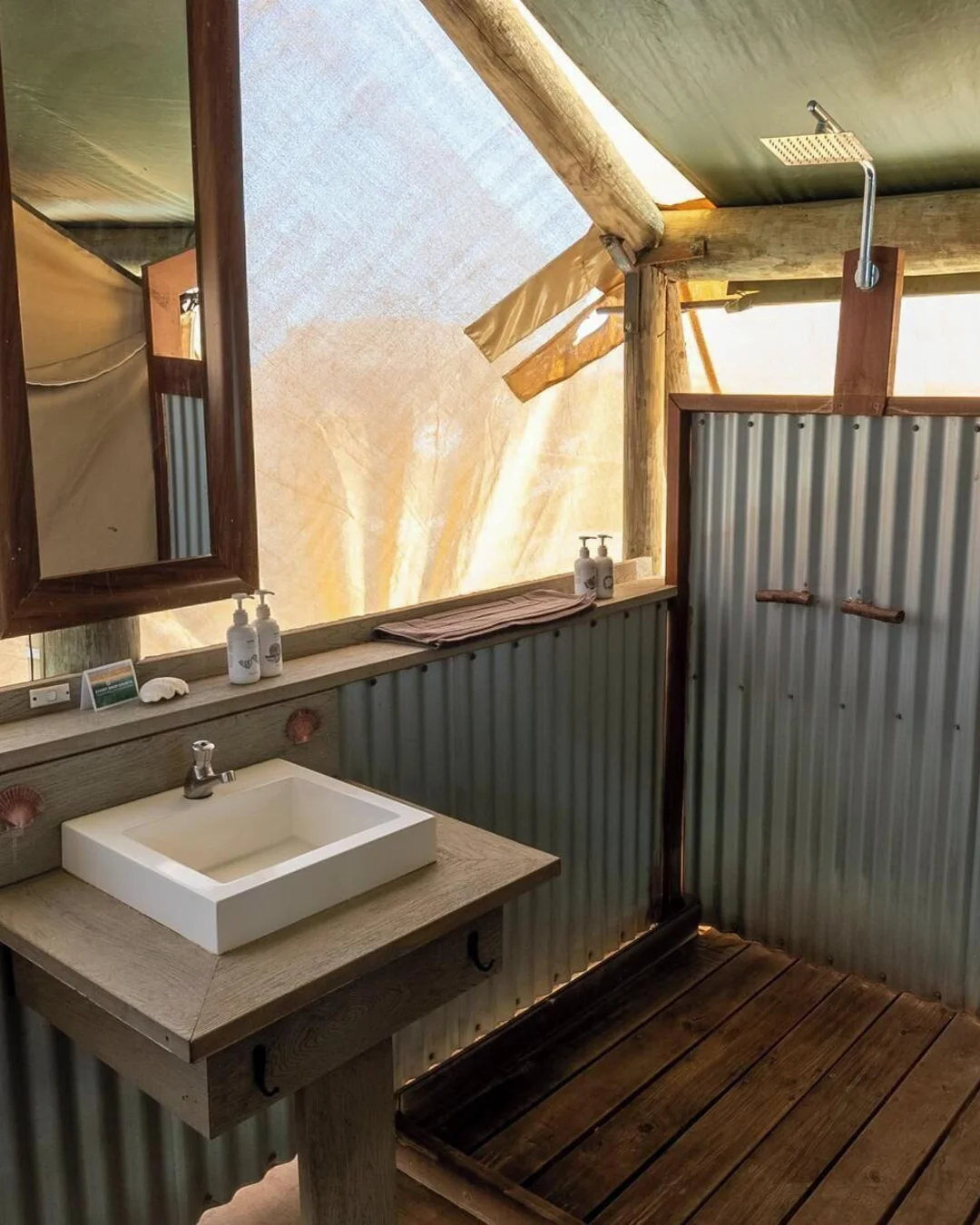 Sal Salis Ningaloo Reef, bathroom or bath