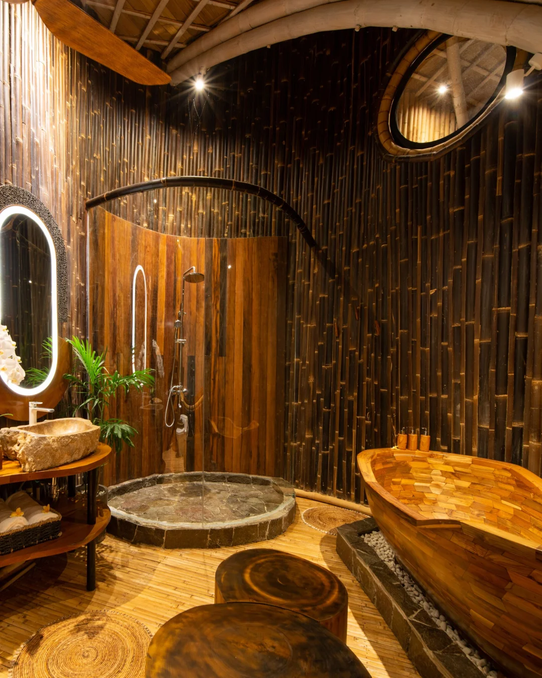 Ulaman Eco Luxury Resort, bathroom or bath